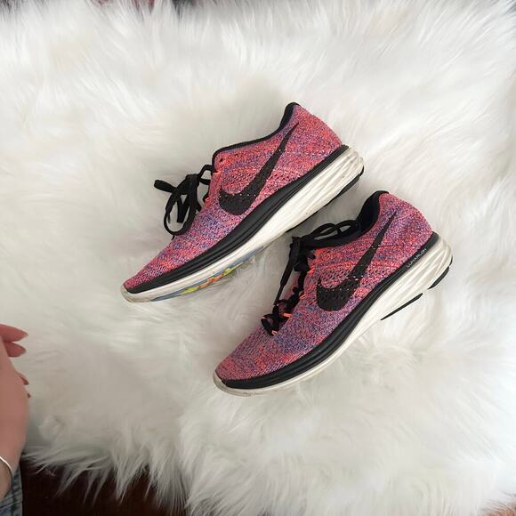 Nike Flyknit Lunar 3 Running Shoes Pink & Black - Picture 2 of 7